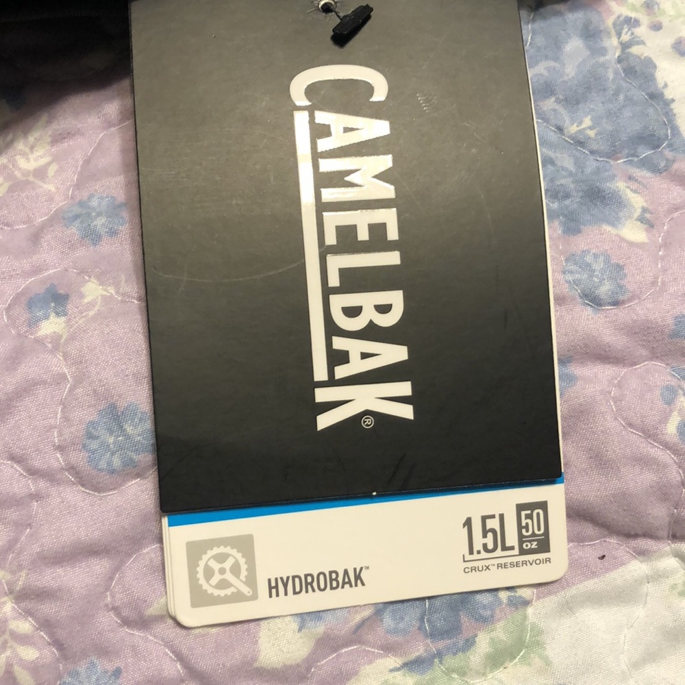 NWT CamelBak - Picture 2 of 4